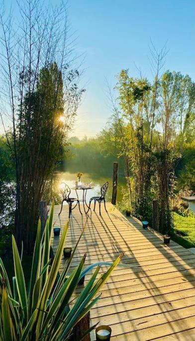 Cottage, Lodge & Spa Prouilly エクステリア 写真