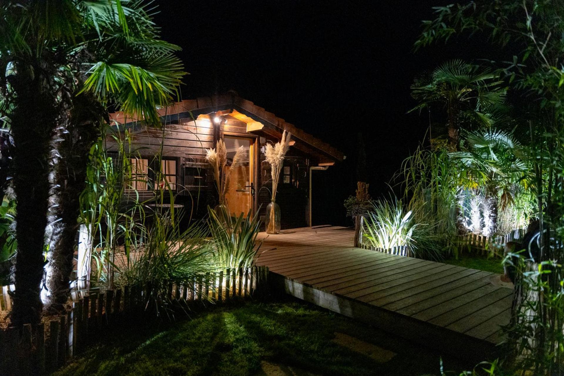 Cottage, Lodge & Spa Prouilly エクステリア 写真